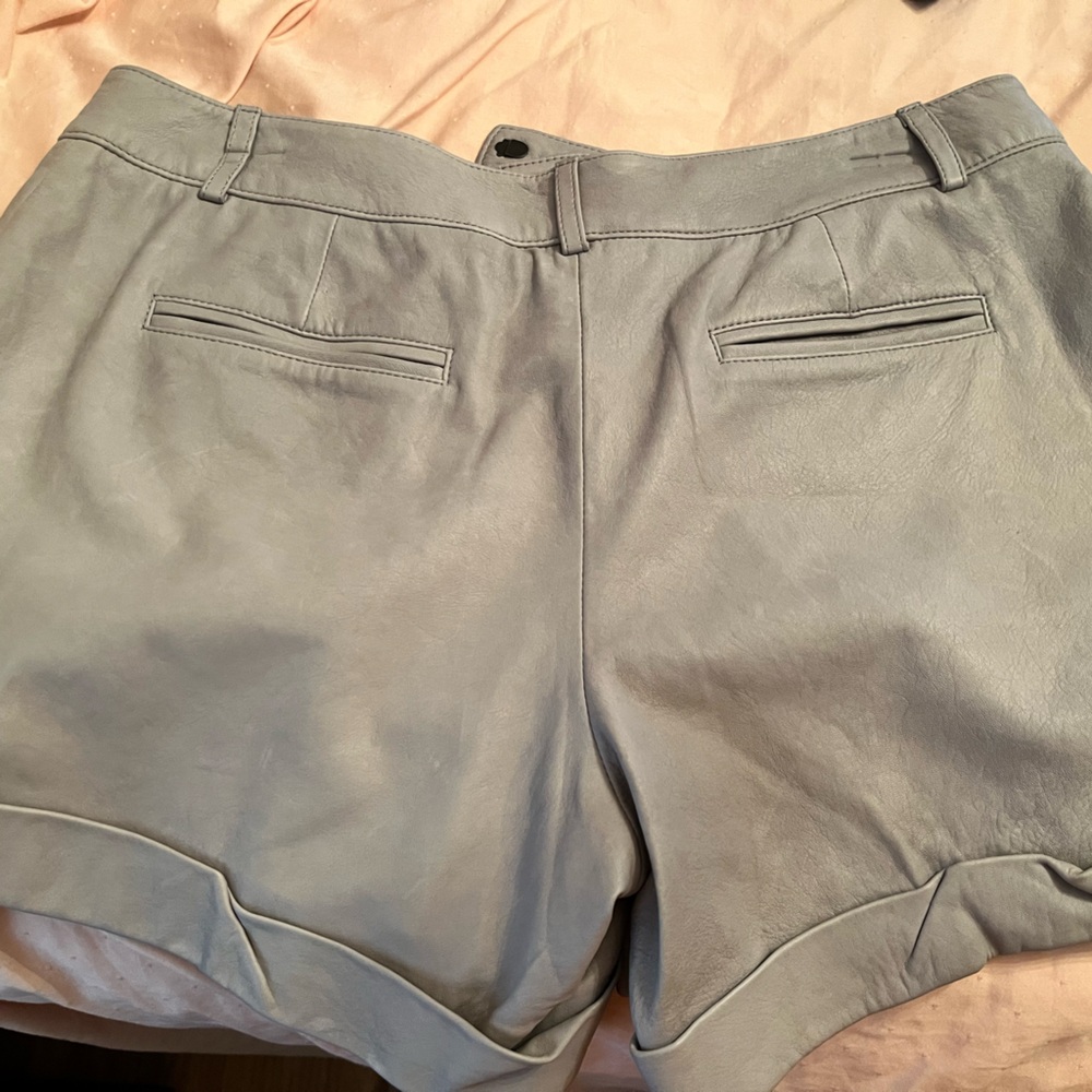 Diane Von Furstenberg gray leather shorts size 8